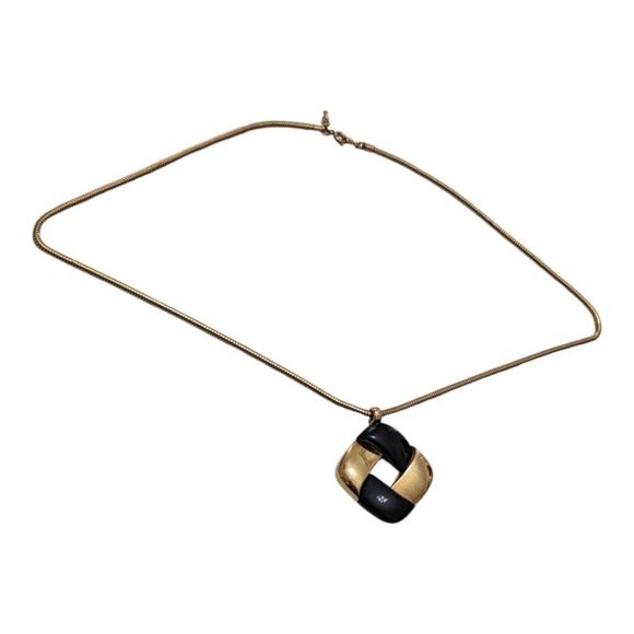 Vintage Crown Trifari 60s 70s Black Lucite Gold Tone Necklace - Picture 1 of 4
